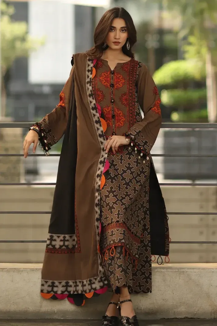CHARIZMA - Winter 3PC Karandi Digital Print Dress