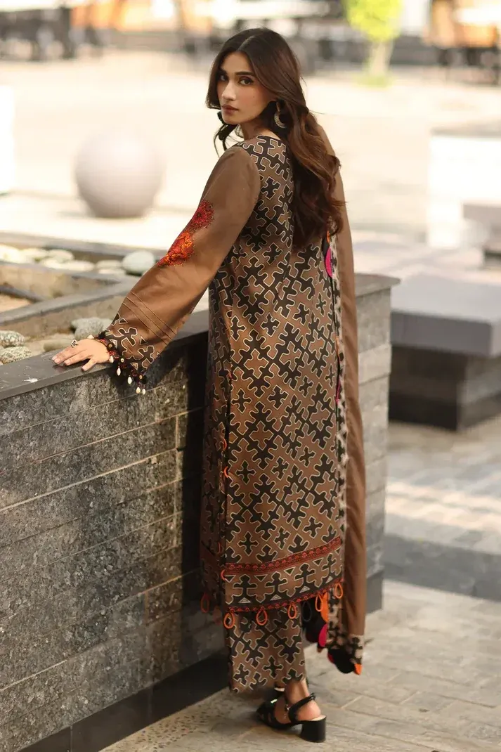 CHARIZMA - Winter 3PC Karandi Digital Print Dress - Image 3