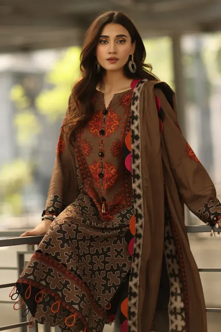 CHARIZMA - Winter 3PC Karandi Digital Print Dress - Image 4