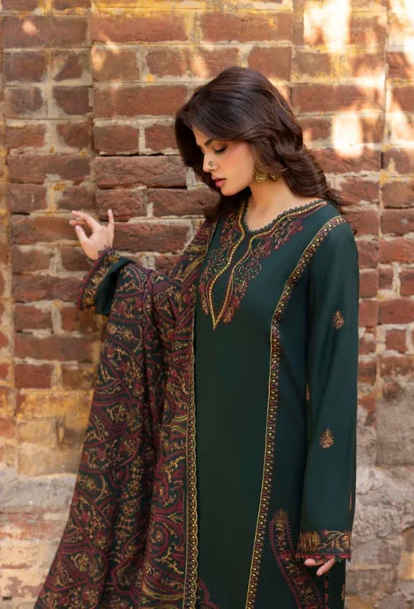 iZEL - Winter 3PC Dhanak Embroidered Suit - Image 2