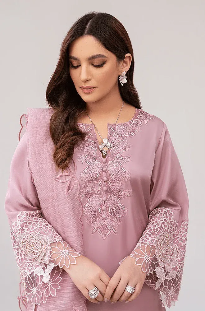 Sapphire - 3PC Lawn Embroidered - ShopifySmartly.pk - image 1